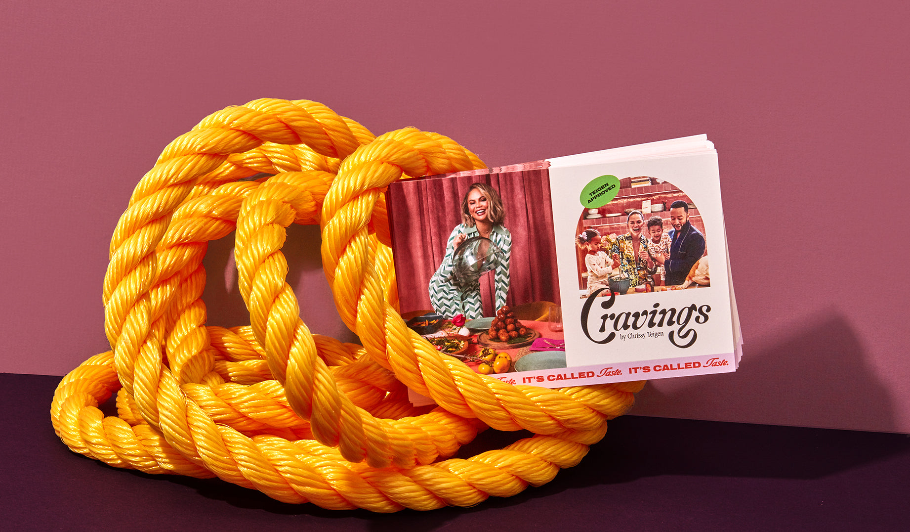 Utilize flat cards as inserts within your brand's packaging to showcase new product releases, campaigns, or content that will inspire your customers. Our superior print quality and selection of paper stocks are guaranteed to leave a lasting impression.