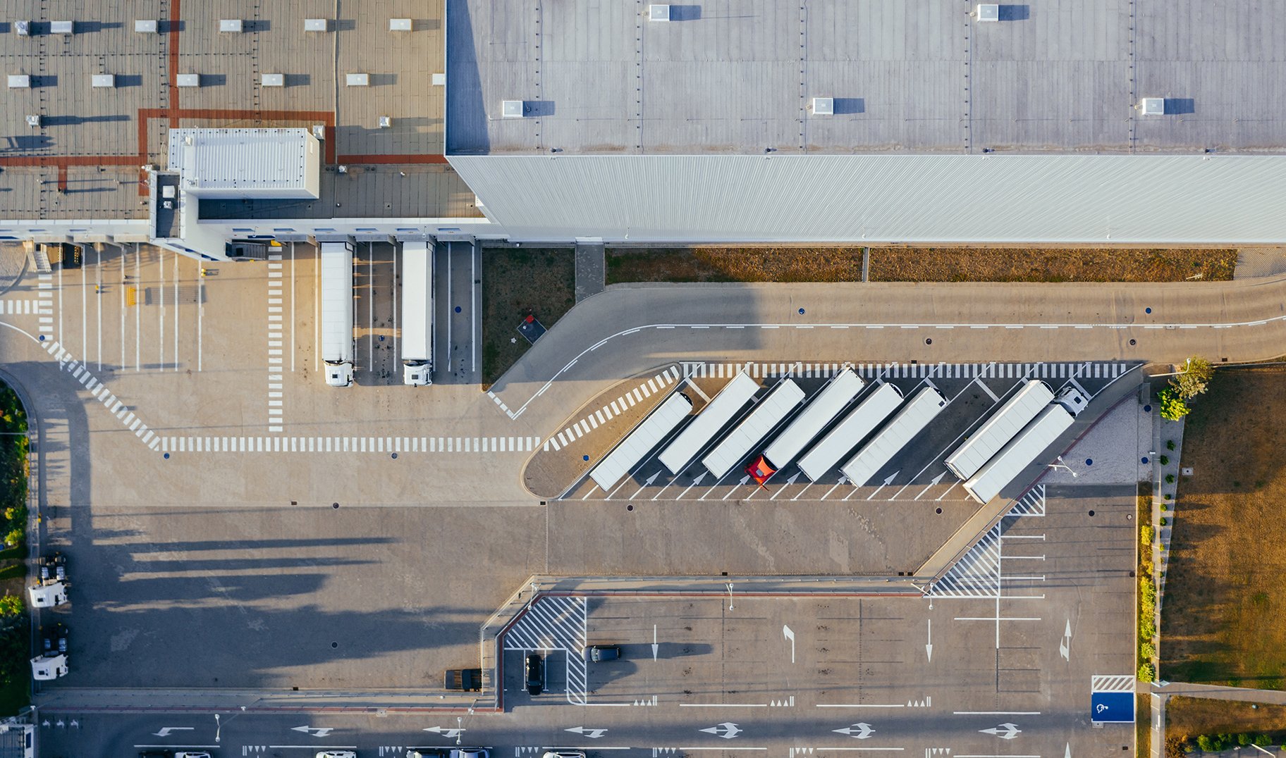 Our 46,000 square foot fulfillment & distribution center in Richmond, BC, offers top-level security and convenience for all your distribution needs. Equipped with advanced technology and efficient warehouse and order management systems and supported by our team of experts, we provide a streamlined storage and distribution solution that runs smoothly from start to finish.
